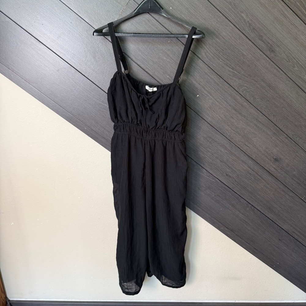 Blush Women's Black Wide Strap Sleeveless Romper Large Casual‎ BOHO Minimalist